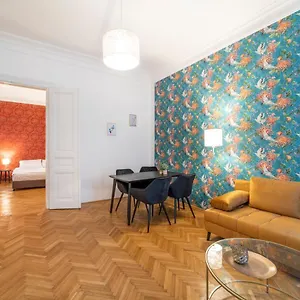  Appartamento Josef's I Urban Classic I 01