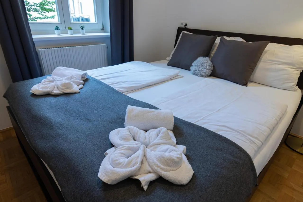 Apartment Vienna Central Station Residence