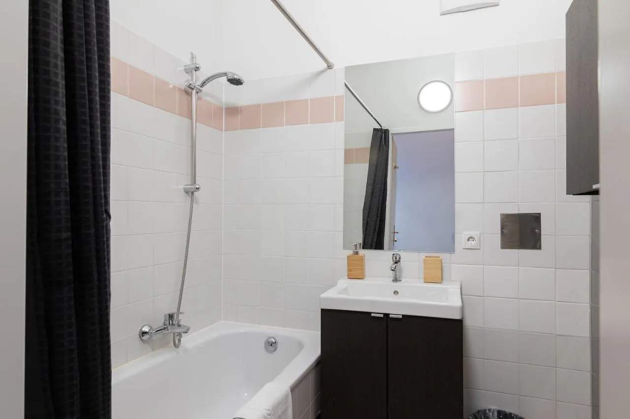 Vienna Central Station Residence 0*,